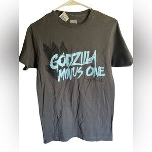 NWT Unisex Graphic T-Shirt